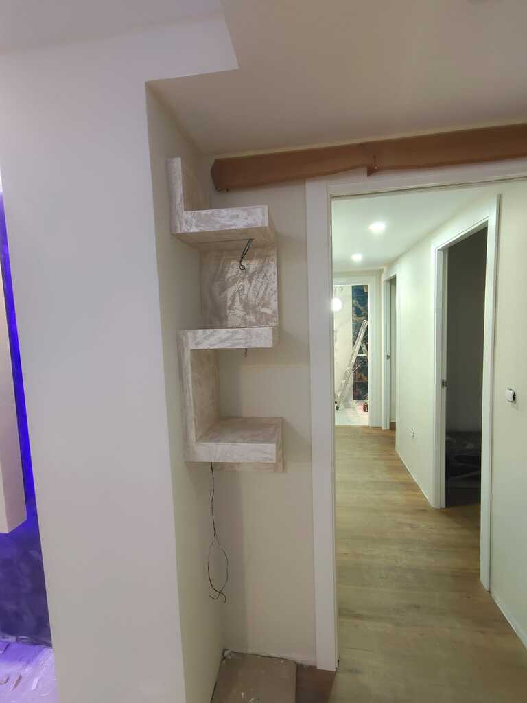 Reforma de interiores con limpieza diaria y planificación con COCON
